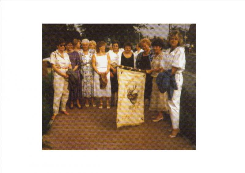 1975 Fahne Damen